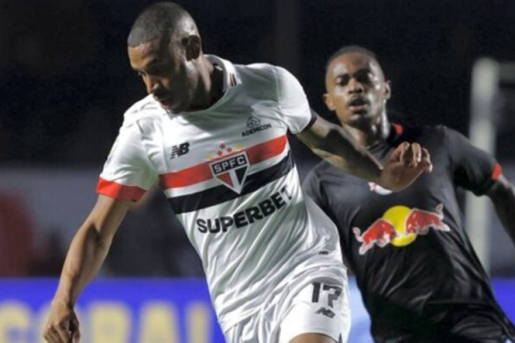 Com gols de André Silva e Luciano no segundo tempo, Tricolor bate o Massa Bruta e entra no G-4 do Campeonato Brasileiro