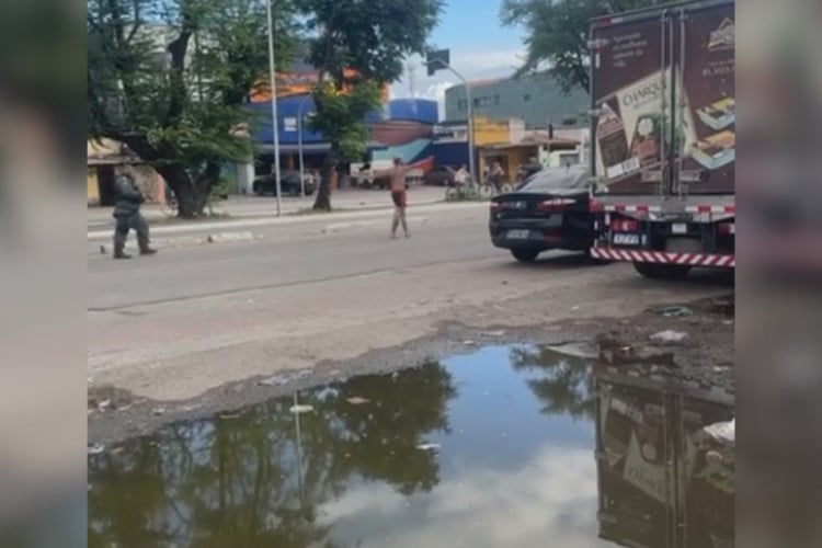 Homem foi detido na avenida Bezerra de Menezes suspeito de golpear idoso de 91 anos, durante briga em condomínio