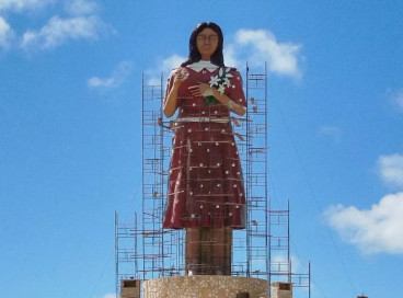 Estátua da Beata Benigna, em Santana do Cariri, é finalizada  
 