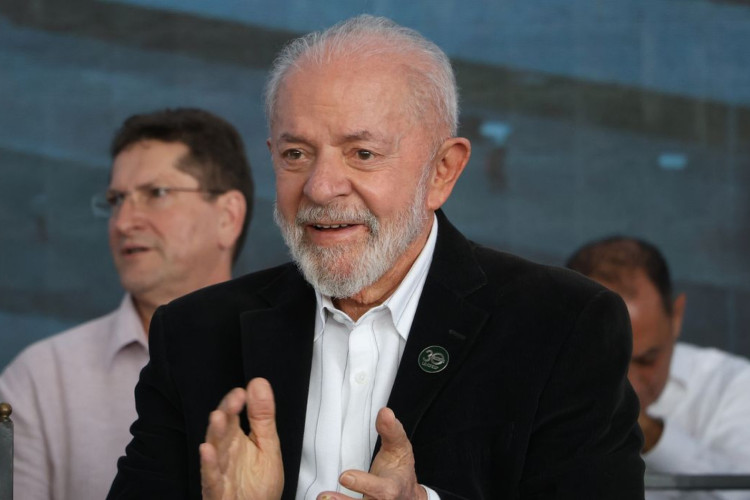 Lula afirma que aliança progressista na França serve de inspiração