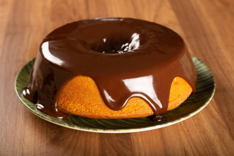 Bolo de cenoura sem glúten e sem lactose (Imagem: WS-Studio | Shutterstock)