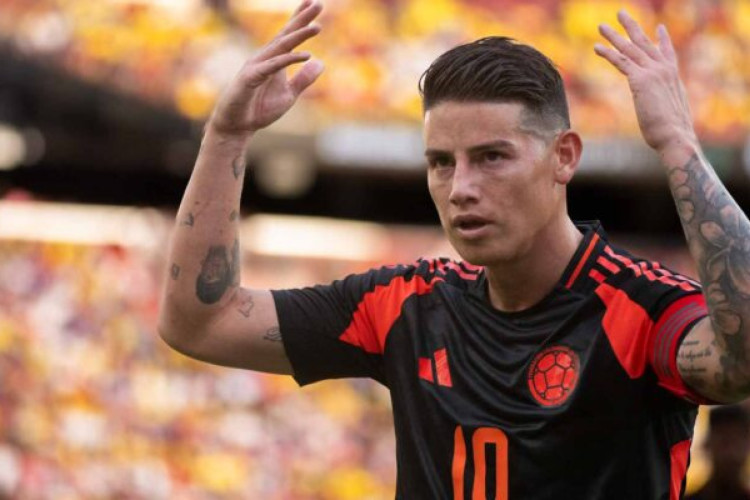 Colombia's forward #10 James Rodriguez gestures to the crowd during the international friendly football match between the USA and Colombia at Commanders Field in Greater Landover, Maryland, on June 8, 2024. (Photo by ROBERTO SCHMIDT / AFP) (Photo by ROBERTO SCHMIDT/AFP via Getty Images)