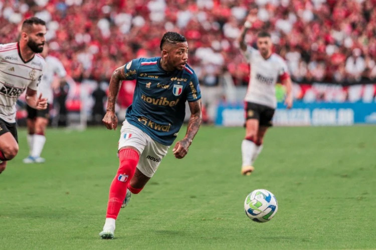 O Fortaleza vai enfrentar o Flamengo: veja onde assistir ao jogo do Brasileirão