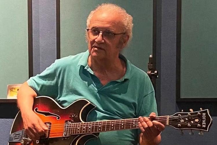 Morre Luiz Chagas, guitarrista da Vanguarda Paulistana da década de 1980, aos 72 anos