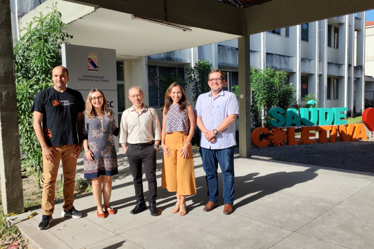 Os professores Valter Filho, Cidianna Nascimento, Gislei Frota, Carla Brandão e Paulo Sávio Magalhães são os pesquisadores responsáveis pela pesquisa