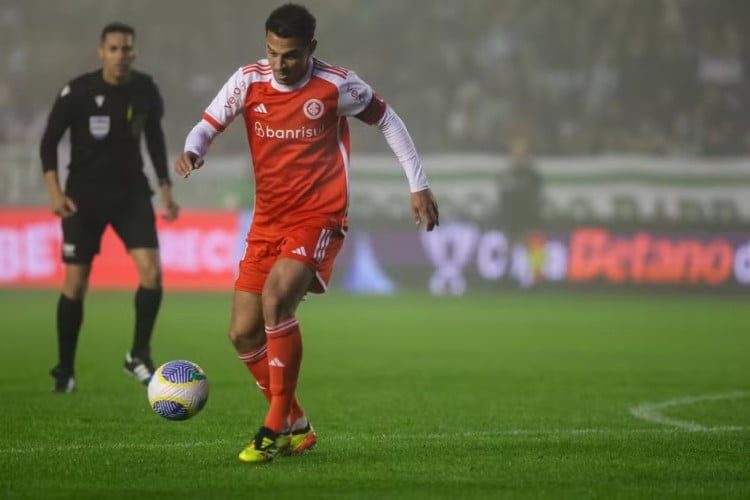 O Internacional vai enfrentar o Rosario Central; veja onde assistir ao jogo da Copa Sul-Americana