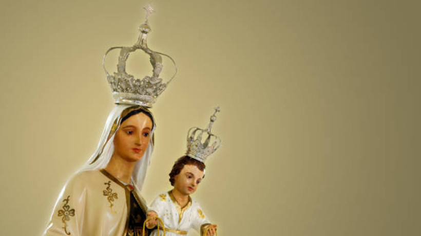 O Dia de Nossa Senhora do Carmo é celebrado no dia 16 de julho 