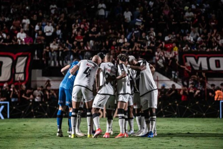 Cruz-Maltino anota 13 gols em sete jogos sem precisar exclusivamente do centroavante argentino para emplacar sequência de vitórias