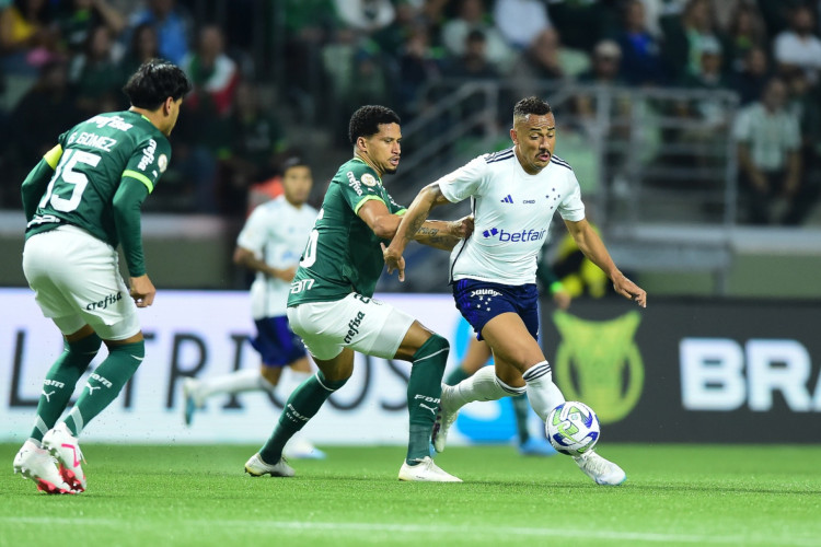 O Palmeiras vai enfrentar o Cruzeiro: veja onde assistir ao jogo do Brasileirão