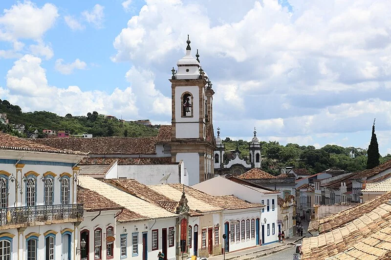 São João del-Rei, a 200 quilômetros de Belo Horizonte, é uma das chamadas cidades históricas de Minas Gerais - a exemplo de Ouro Preto, Tiradentes, Congonhas, entre outras. Recentemente, uma mina de ouro desativada entrou no roteiro turístico do município.