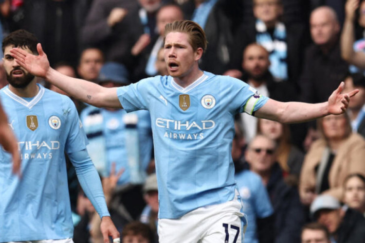 De Bruyne concordou com a proposta milionária do clube árabe e agora fica no aguardo da sua liberação junto ao Manchester City