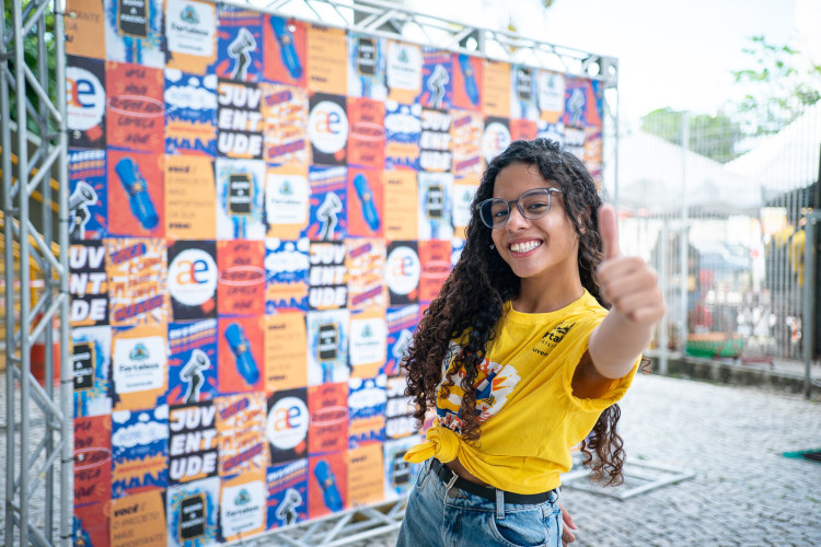 Academia Enem: estudantes recebem kits do programa a partir desta quarta-feira, 24 
