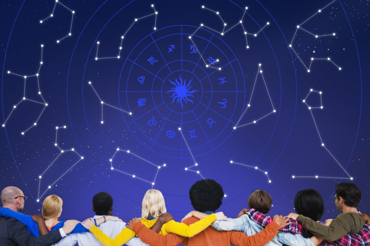 Astrologia pode dizer como é o amigo de cada signo (Imagem: Rawpixel.com | Shutterstock)