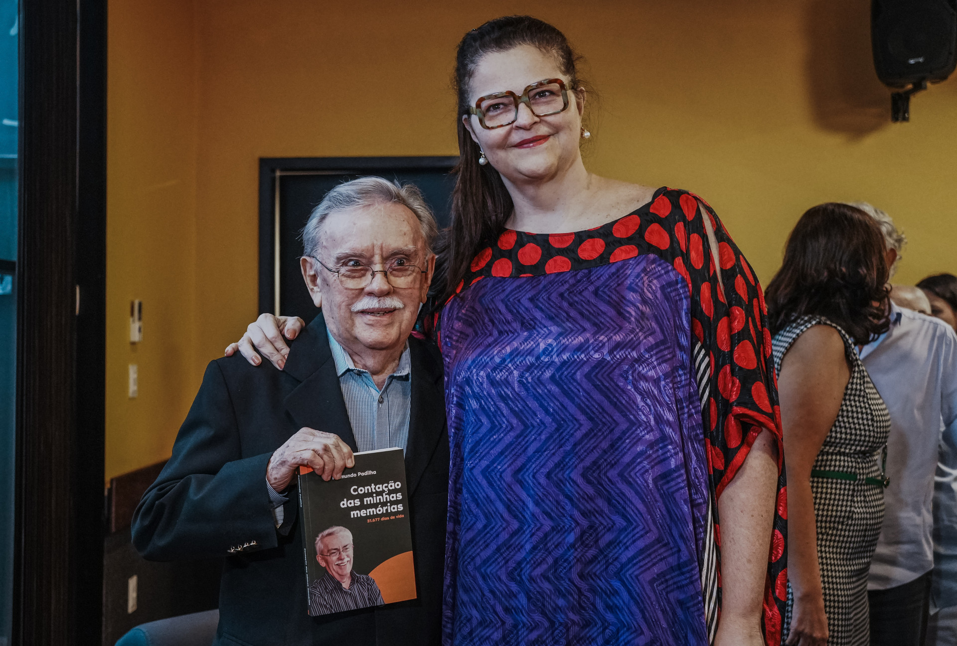 FORTALEZA, CEARÁ, 23-07-2024: Lançamento do livro de Raimundo Padilha. (Foto: Fernanda Barros / O Povo) (Foto: FERNANDA BARROS)