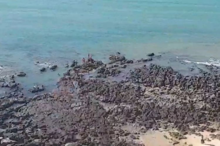 Um banhista sumiu na tarde desta quarta-feira, 24, na Praia do Meireles, em Fortaleza