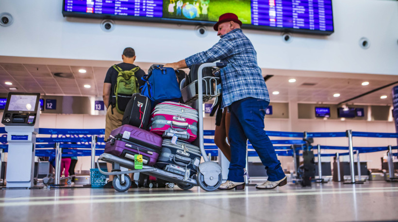 Movimentação de passageiros no Aeroporto Pinto Martins, em Fortaleza