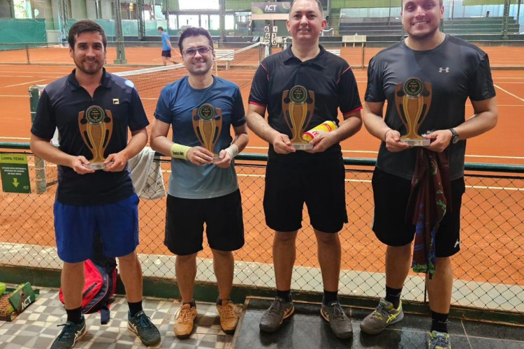 Finalistas das Duplas Gamma na 2ª Etapa do Aberto de Duplas, Wellington Jr / Caio Gondim e André Macedo/ Vinícius Dantas