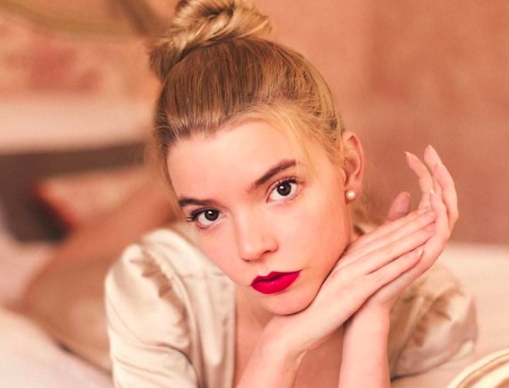 Um estudo feito com base na Proporção Áurea da Beauty Phi elegeu a atriz Anya Taylor-Joy (