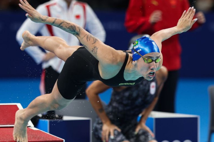 Ana Carolina já havia competido na prova 4x100 m livre do último sábado, 27, mas o time brasileiro não teve sucesso e não conseguiu se classificar à final da modalidade