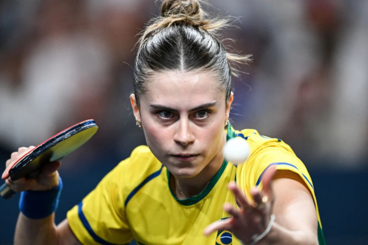 Bruna Takahashi perdeu para a estadunidense Lily Zhang por 4 sets a 2 na segunda fase do tênis de mesa feminino na segunda-feira, 29. Saiba mais sobre o esporte