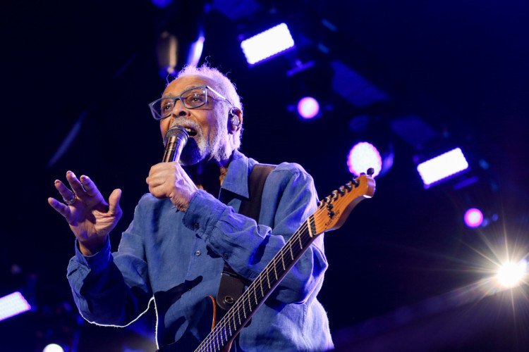 Gilberto Gil se despede dos palcos com a turnê "Tempo Rei"; músico baiano fará show em Fortaleza em novembro de 2025