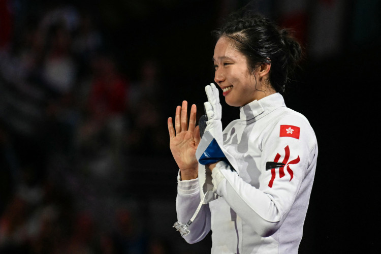 A esgrimista Vivian Kong Man Wa recebeu R$ 4,3 milhões por sua medalha de ouro