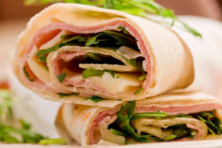 Wrap de peito de peru (Imagem: Francesco83 | Shutterstock)