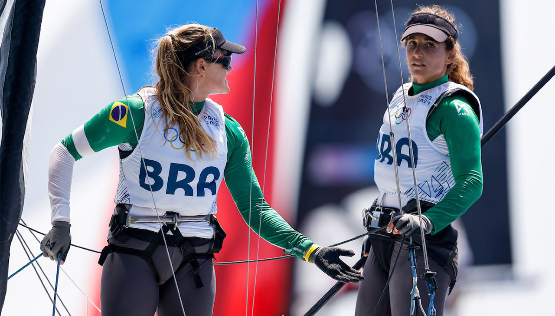 Martine Grael e Kahena Kunze terminam na 15ª colocação no segundo dia do skiff feminino da vela em Paris
