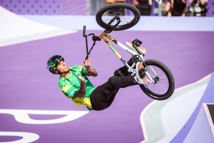 Gustavo Bola Loka termina em sexto lugar no ciclismo BMX freestyle 