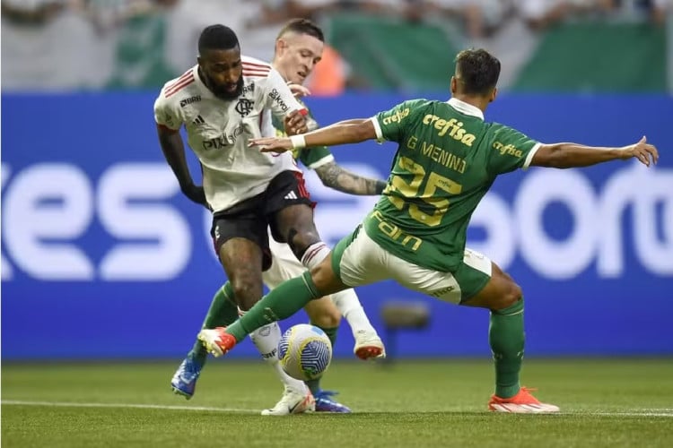 O Flamengo vai enfrentar o Palmeiras: veja onde assistir ao vivo ao jogo da Copa do Brasil