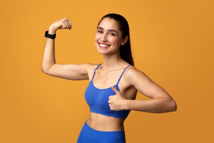 É possível melhorar o ganho de massa muscular após os 30 anos (Imagem: Prostock-studio | Shutterstock)