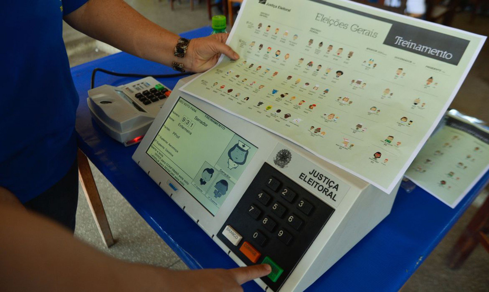 ￼ELEIÇÕES de 2024 ocorrem em outubro e vão definir prefeitos e vereadores em 184 municípios cearenses (Foto: José Cruz/Agência Brasil )