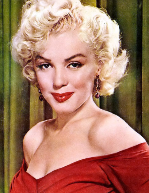 Há 62 anos, o mundo perdia uma das maiores divas de Hollywood, a atriz multitalentosa Marilyn Monroe, que morreu precocemente aos 36 anos em 4 de agosto de 1962.