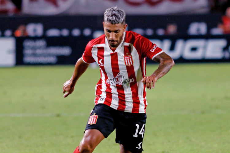 Eros Mancuso durante jogo do Estudiantes de La Plata, da Argentina