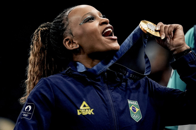 2024.08.05 - Jogos Olímpicos Paris 2024 - Ginastica artistica - A ginasta brasileira Rebeca Andrade conquista a medalha de ouro na final do solo