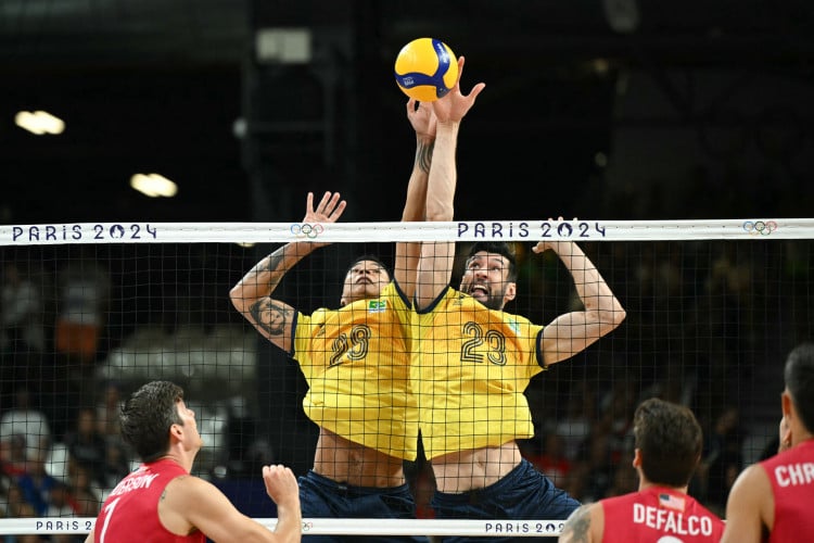 Brasil fez um jogo pegado contra os Estados Unidos nas quartas de final do vôlei masculino das Olimpíadas de Paris-2024. 