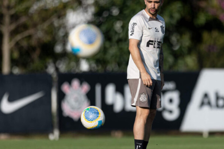 Meia sofreu com lesões no começo do ano, mas atuou por 90 minutos pela primeira vez, contra o Juventude, pelo Brasileirão