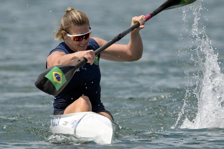 Ana Paula segue viva na busca por medalha