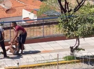 Vítima foi resgatada por homem que passava no local. O indivíduo apontado pela tentativa de estupro foi preso  