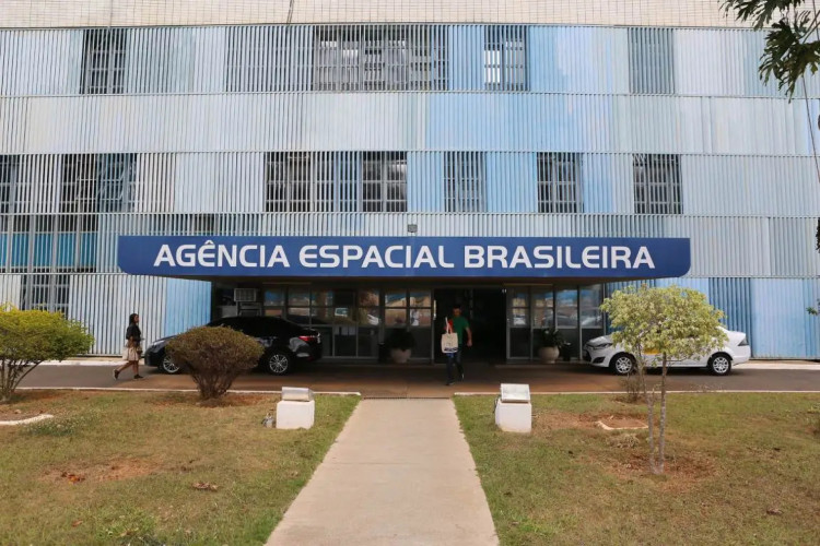 As oportunidades serão para os cargos de analista em ciência e tecnologia e tecnologista