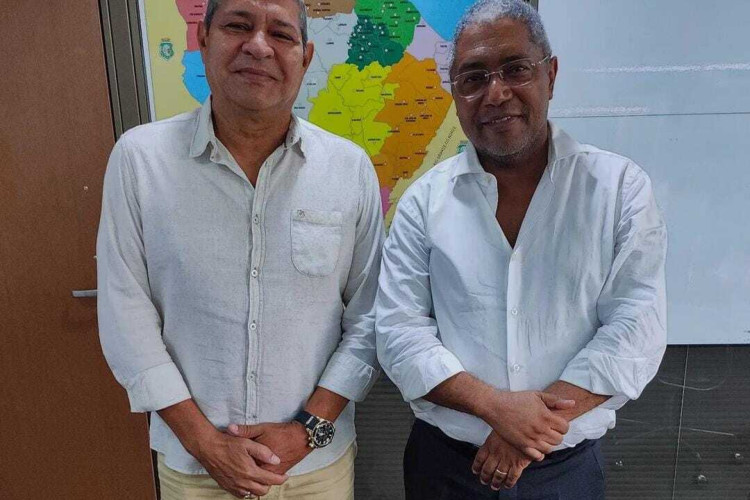 O presidente da Câmara de Caucaia, Tanilo Menezes (MDB), e o candidato à prefeito, Waldemir Catanho (PT)