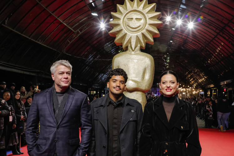 Fábio Assunção ,Iago Xavier e a atriz Nataly Roch na abertura do 52º Festival de Cinema de Gramado