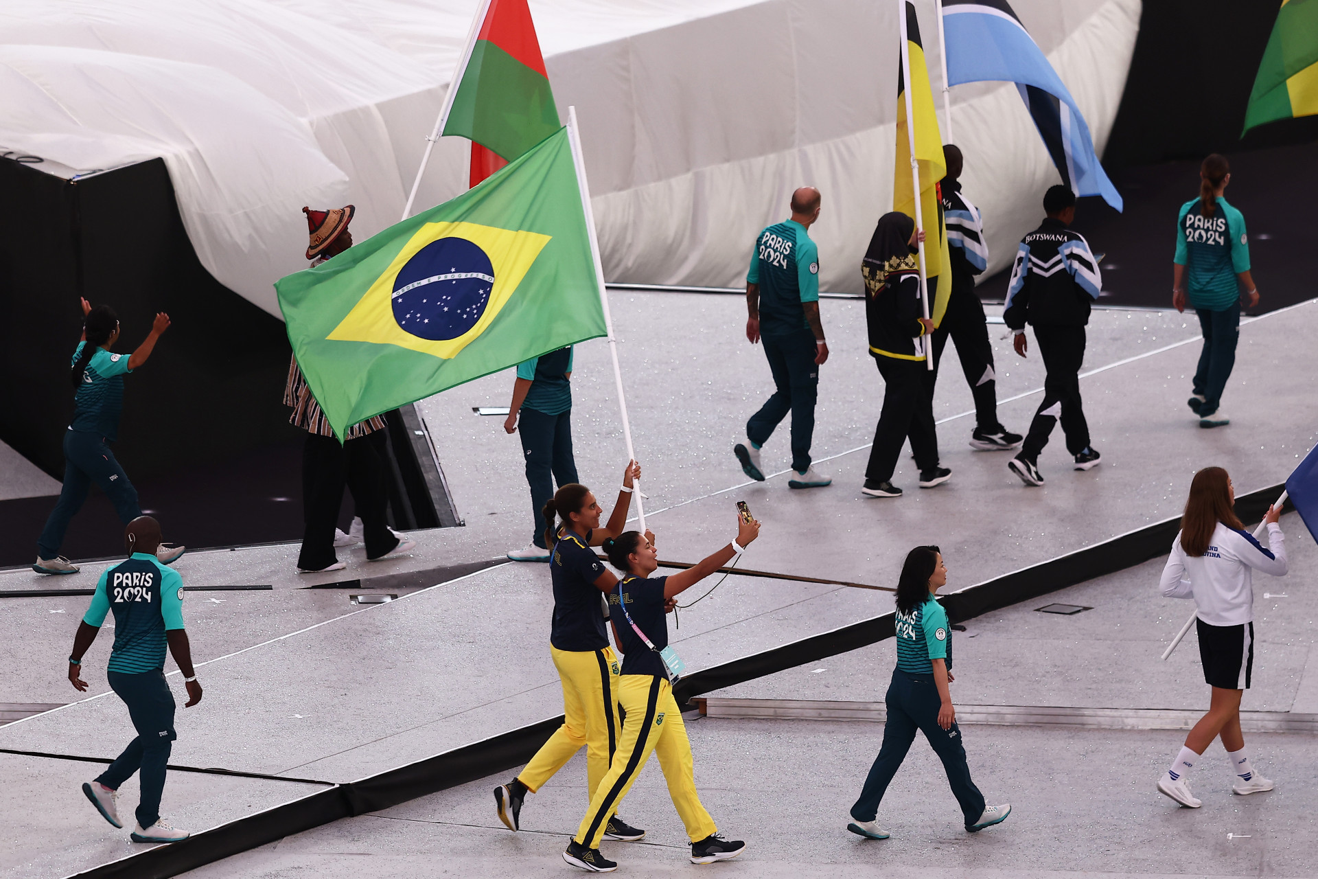 2024.08.11 - Jogos Olímpicos Paris 2024 - Cerimonia de Encerramento - A delegacao do Time Brasil participa da Cerimonia de Encerramento dos Jogos Olimpicos Paris 2024 (Foto: Luiza Moraes/COB)