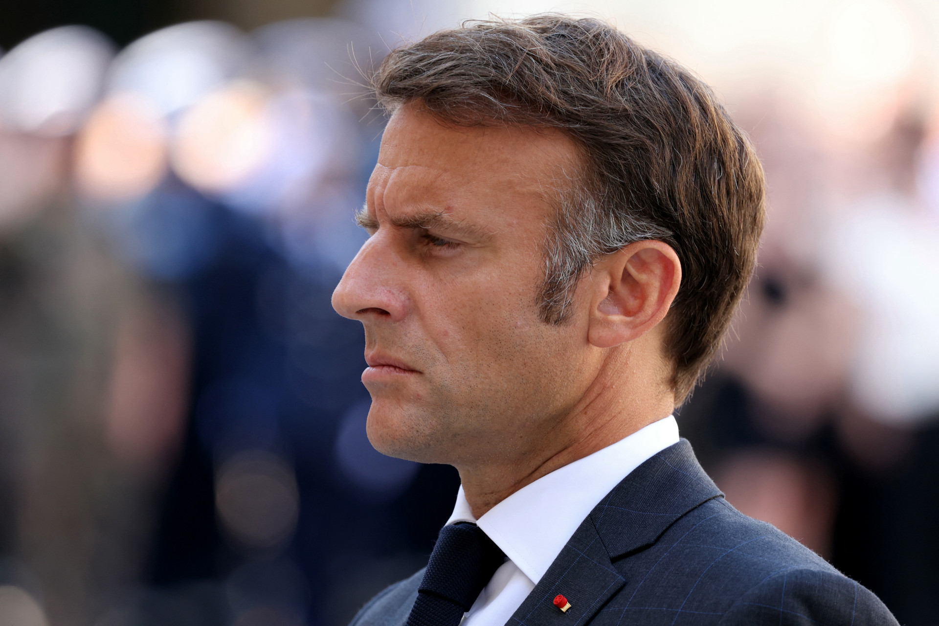 O presidente da França, Emmanuel Macron, comparece à comemoração do 80º aniversário da libertação da Prefeitura (quartel-general) da polícia em Paris, em 12 de agosto de 2024.
 (Foto: ALAIN JOCARD / AFP)