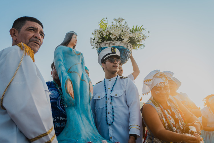 A 12ª edição da Festa de Iemanjá foi celebrada na Praia de Iracema, e reuniu cerca de 50 mil fiéis