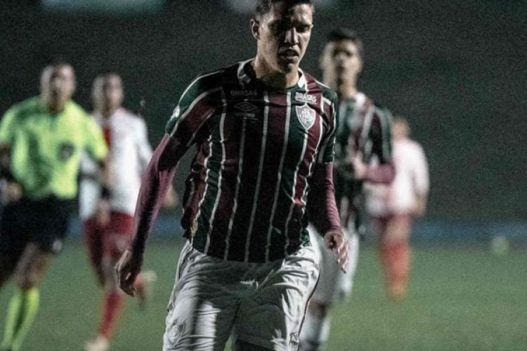 Cariocas e gaúchos empatam sem gols em Porto Alegre; time tricolor disputa com o Santos a última vaga na próxima fase  