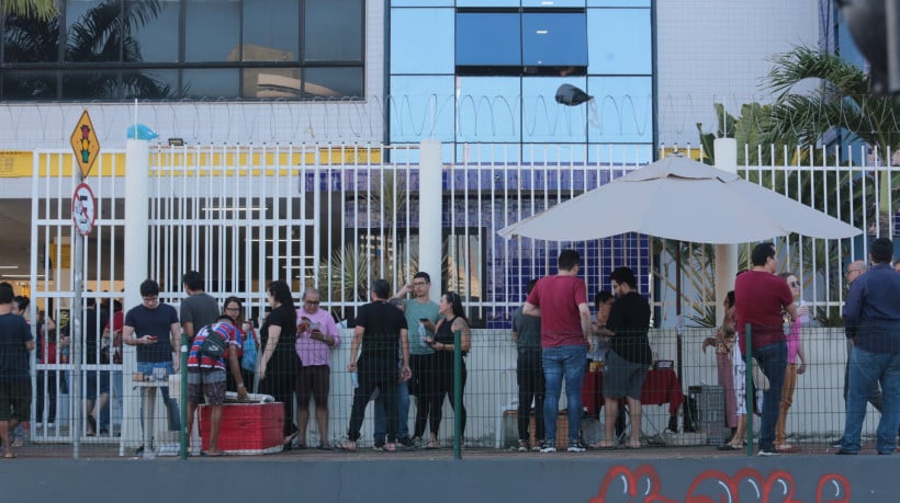 Candidatos realizam a prova do CNU neste domingo, 18.