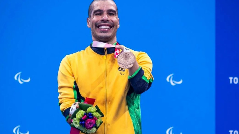 Daniel Dias é o recordista brasileiro com mais medalhas na história dos jogos Paralímpicos. O nadador conquistou 27 medalhas