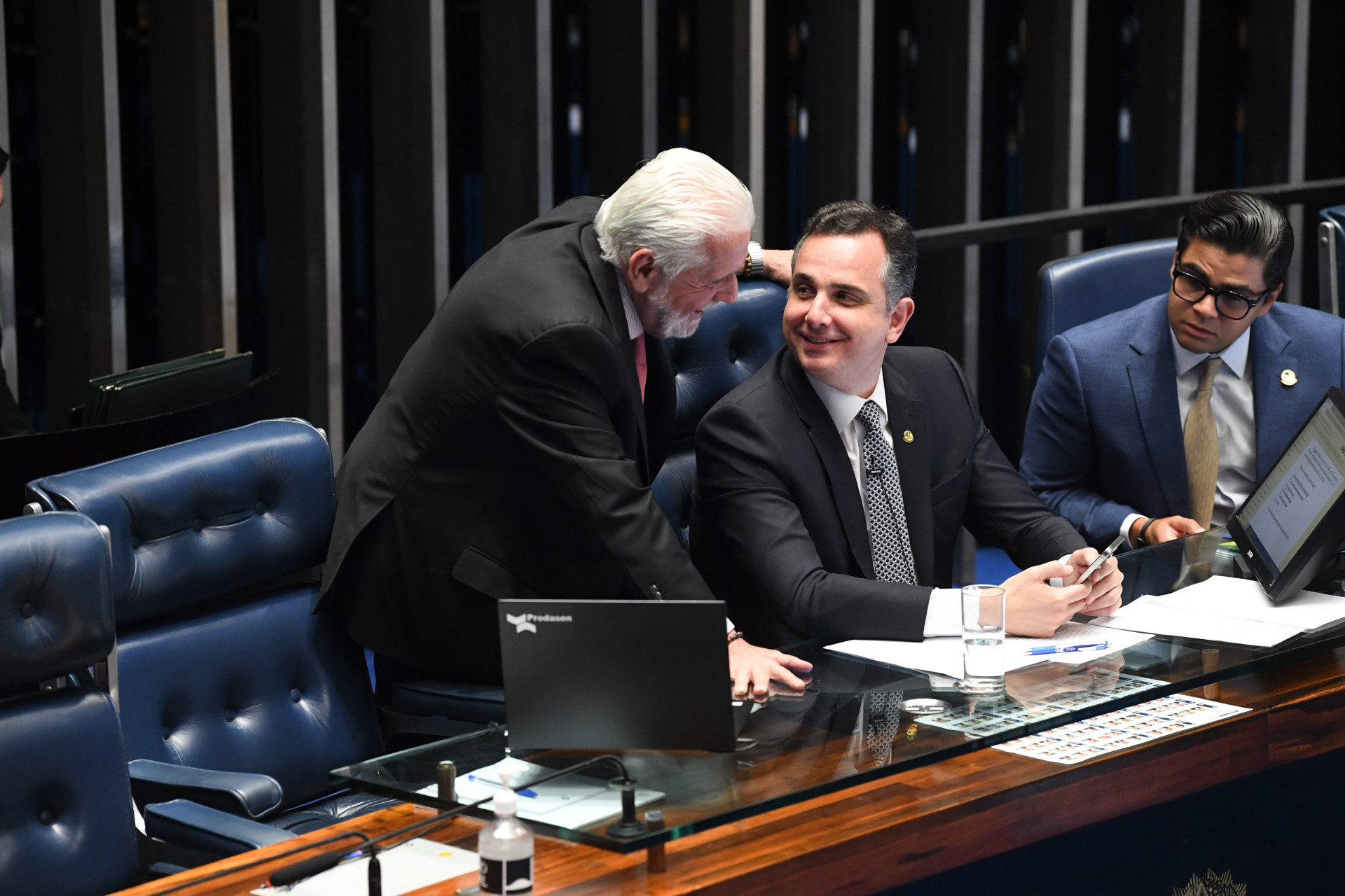 ￼NOVO texto foi apresentado pelo senador Jaques Wagner (PT-BA) (Foto: Jonas Pereira/Agência Senado)