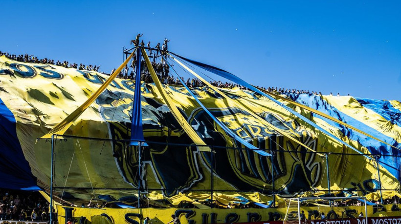 Torcida do Rosario Central durante partida do clube no Gigante de Arroyito 